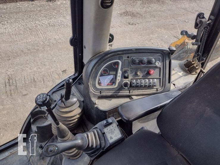 jcb-3cx14-image-7