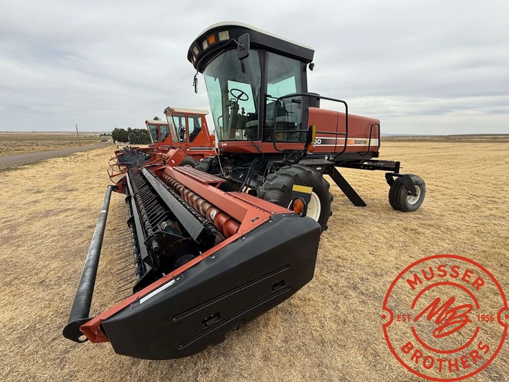 hesston-8450-image-5
