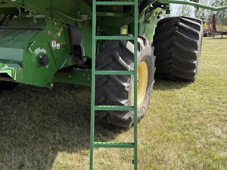 2011-john-deere-9870-sts-image-48