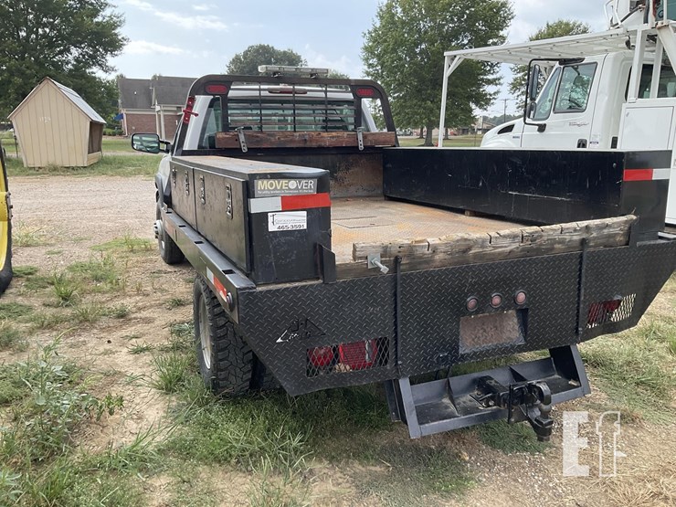2005-chevrolet-3500-image-6