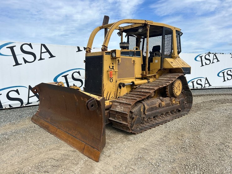 caterpillar-d6m-image-1
