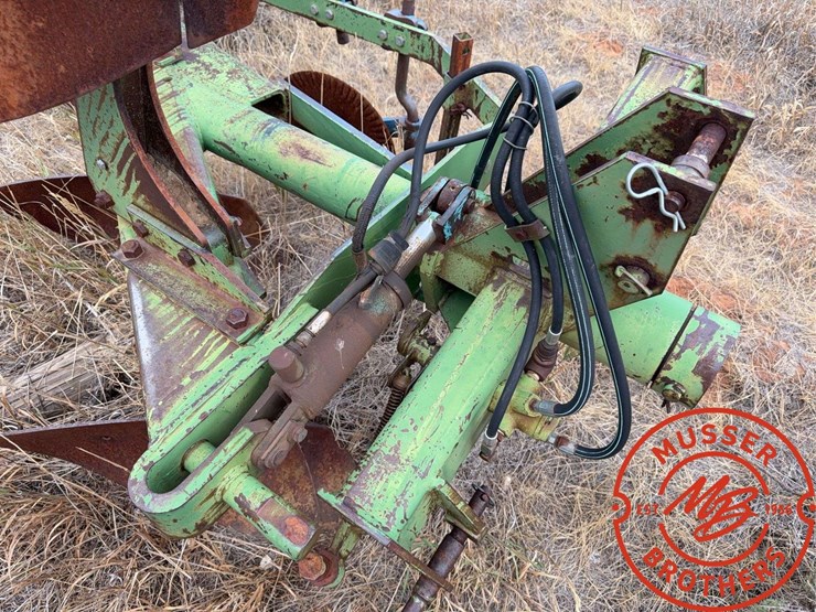 john-deere-4200-image-8