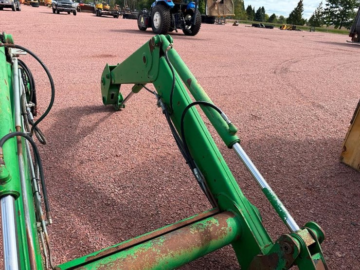 john-deere-741-image-9