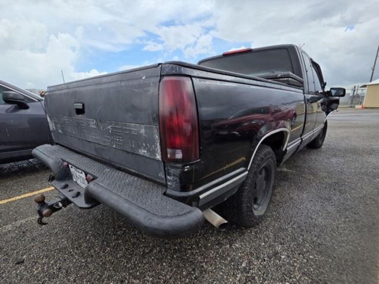 97-chev-pk-2gcec19r0v1292586-image-3