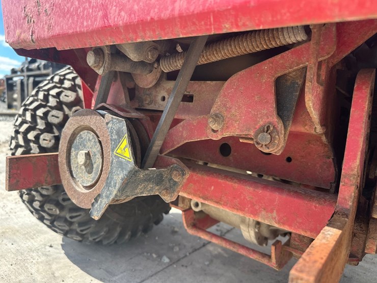 ventrac-4500z-image-12