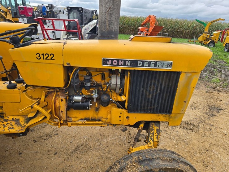 #2039-•-john-deere-tractor-image-12