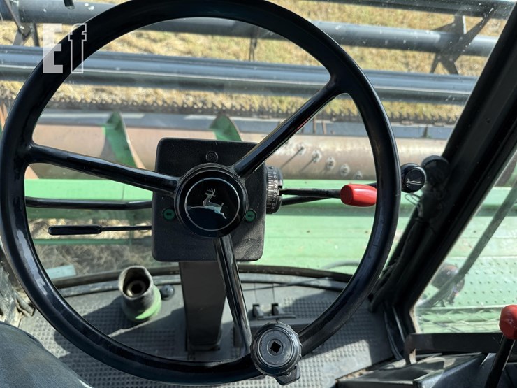 1983-john-deere-8820-image-15