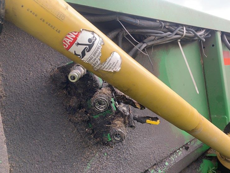 john-deere-630f-image-15