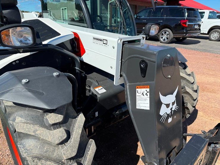 2021-bobcat-tl619-image-24