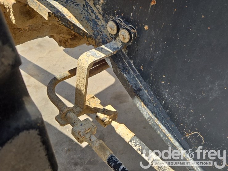 2019-komatsu-wa380-8-image-19