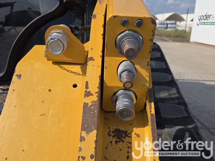 2018-caterpillar-299d2-image-26