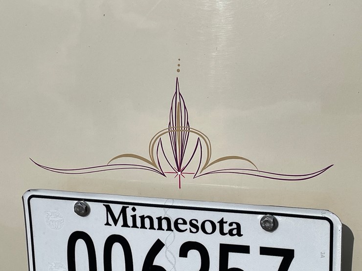 #9353-•-1946-ford-deluxe-sedan-(has-mn-title)-(princeton,-mn)-image-37