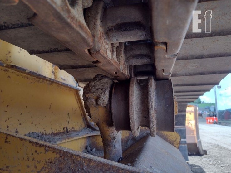 2015-deere-650k-lgp-image-29