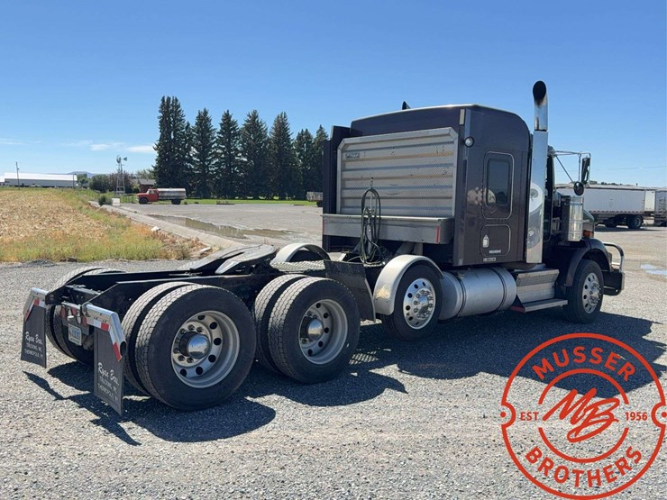 2009-kenworth-t800-image-5