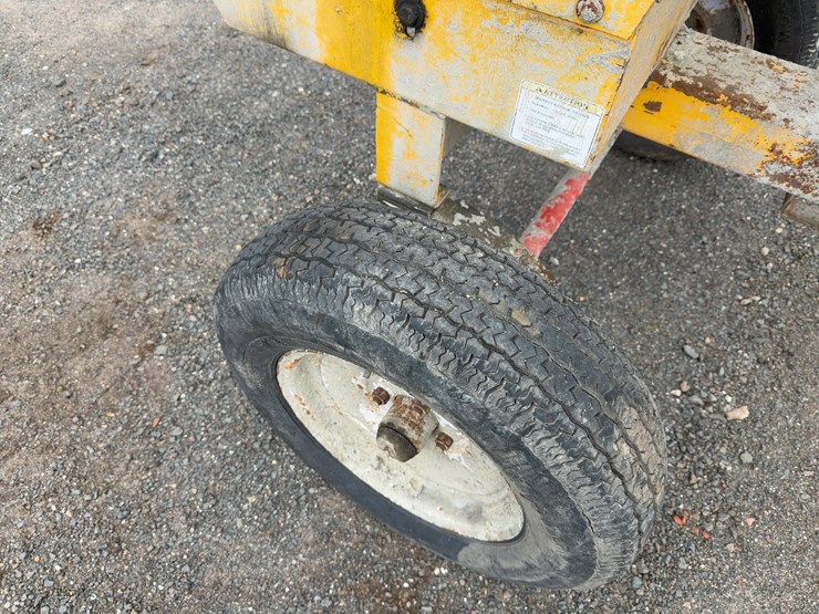 stow-cms-94-tow-behind-concrete-mixer-image-7