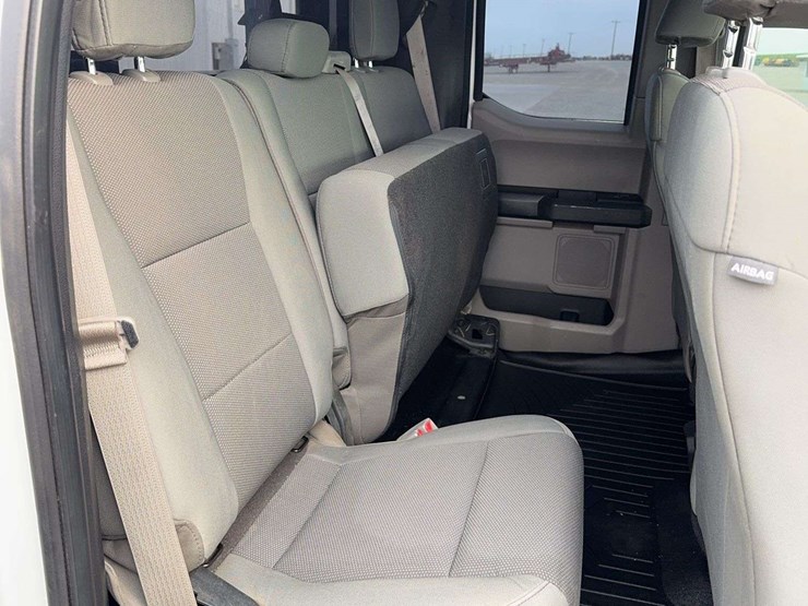 2017-ford-f550-image-40