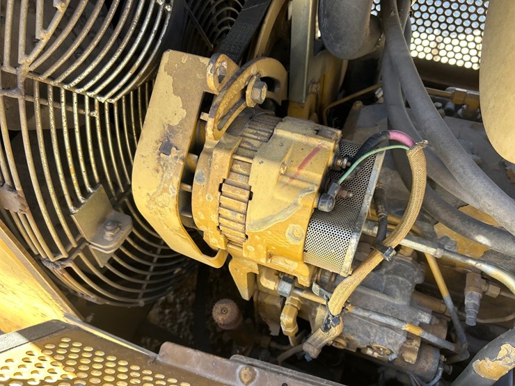 caterpillar-d6m-image-28