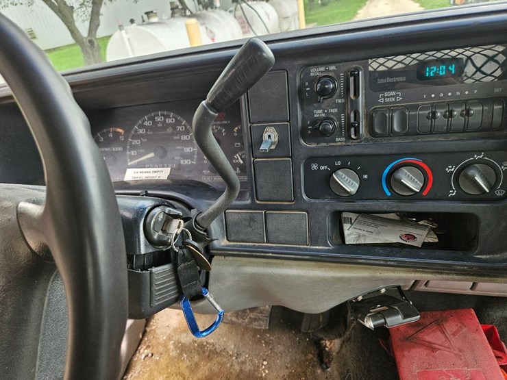 chevrolet-3500-image-28