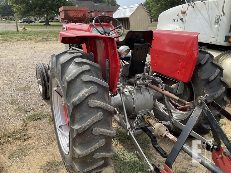 massey-ferguson-150-image-4