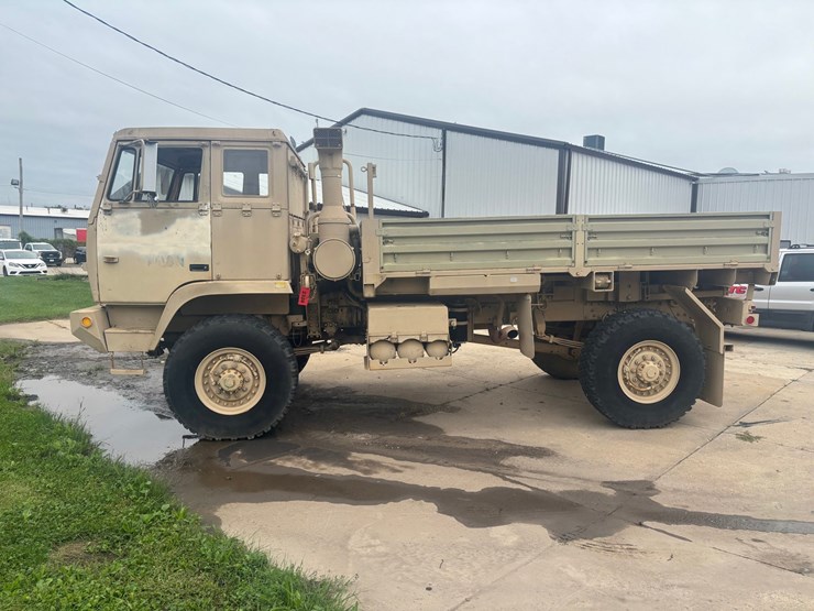 1996-military-flatbed-image-1