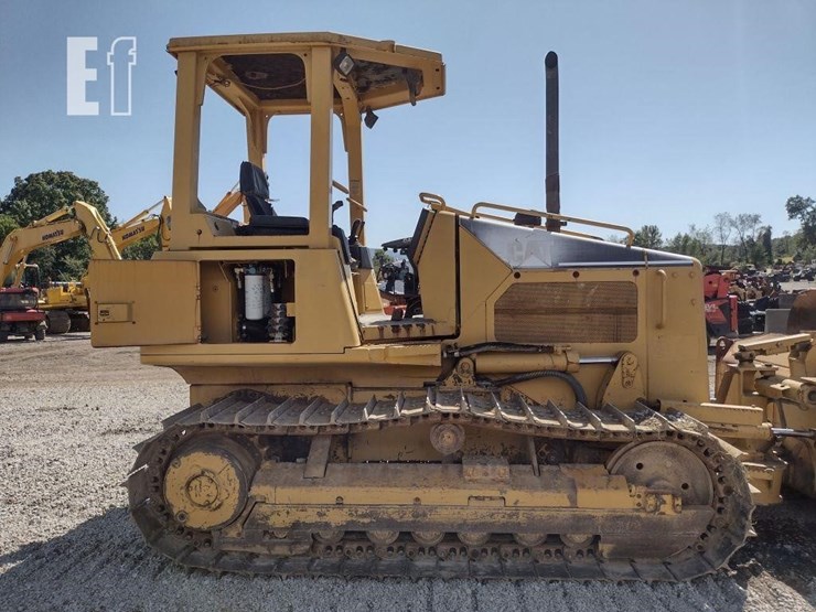 2003-caterpillar-d4g-xl-image-27