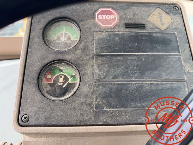 deere-670b-image-42