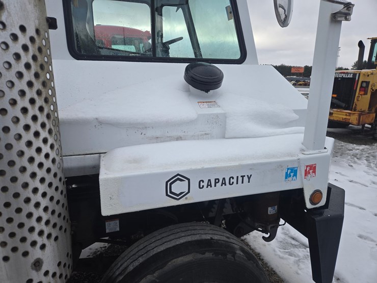 2011-capacity-tj5000dr-image-12