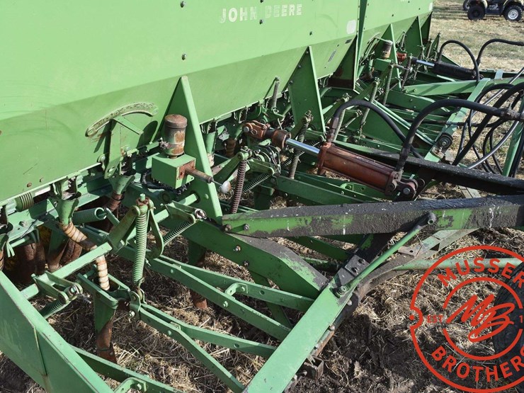 john-deere-2-image-11