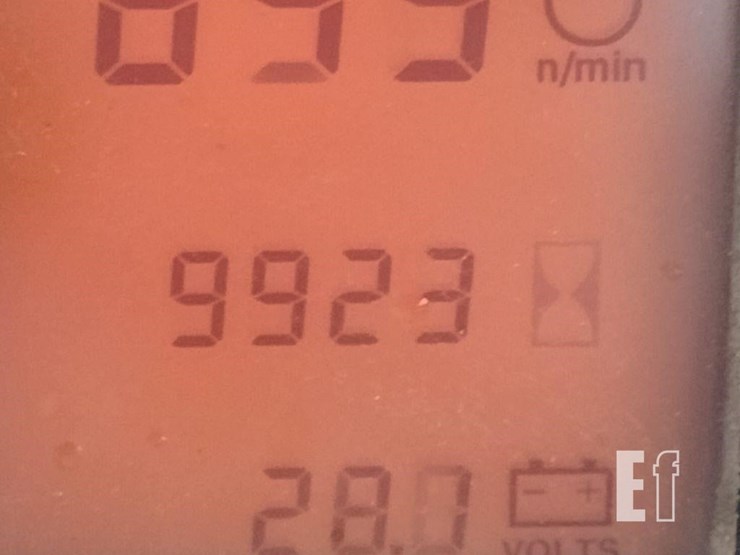 1998-deere-tc44h-image-6