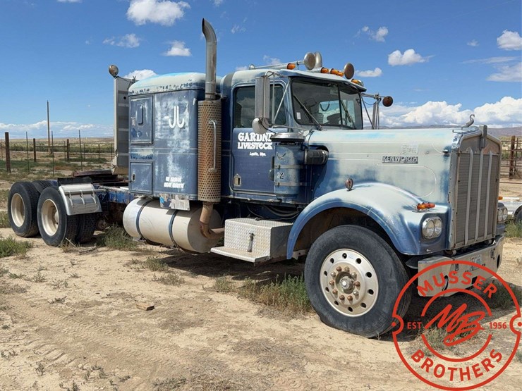 1979-kenworth-w900a-image-7