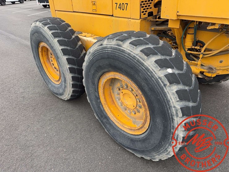 deere-670b-image-20