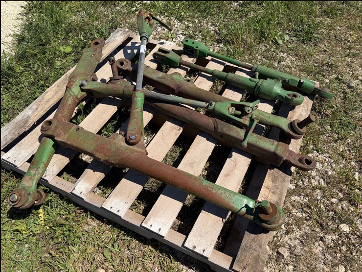 #2507-•-john-deere-three-point-arms-image-3
