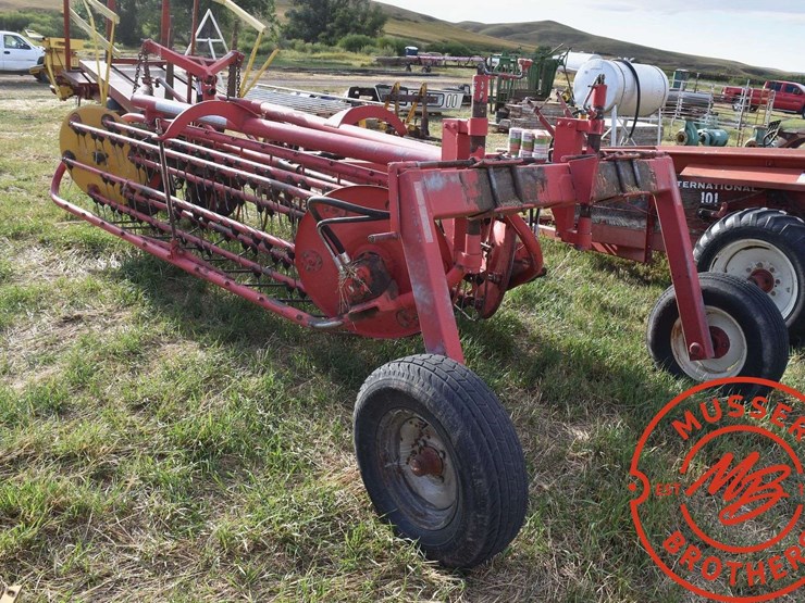 massey-ferguson-20-image-6
