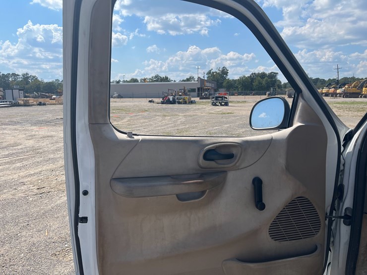 2002-ford-f150-image-13