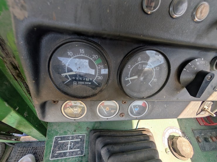 1978-john-deere-7700-image-44