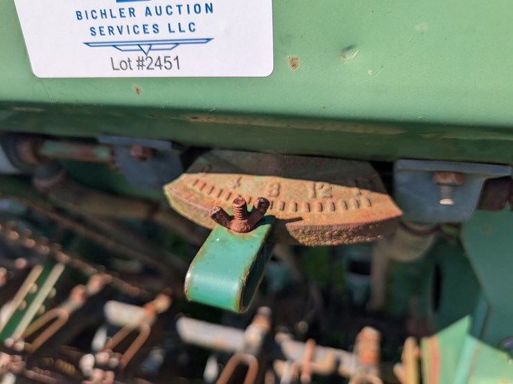 john-deere-8300-image-22