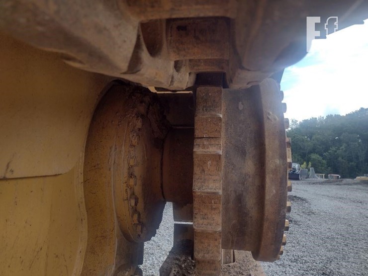 caterpillar-d6r-image-17