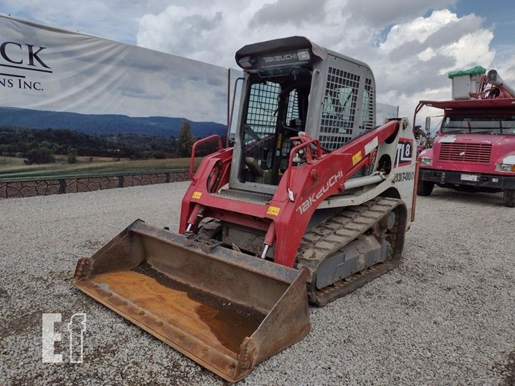 2019-takeuchi-tl8-image-30