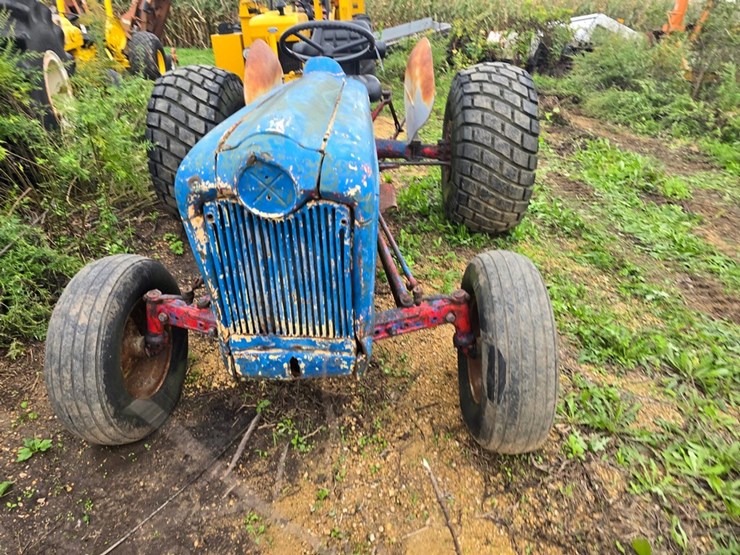 ford-800-image-9