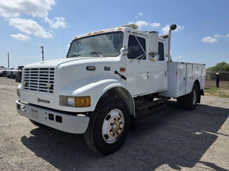 2001-navistar-4700-1htscabm71h369286-image-1