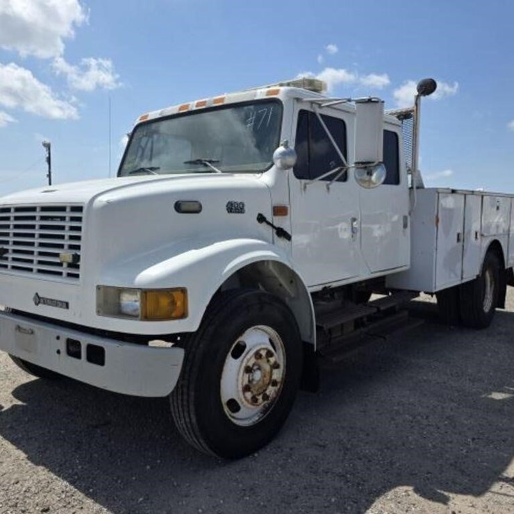 2001 NAVISTAR 4700 1HTSCABM71H369286