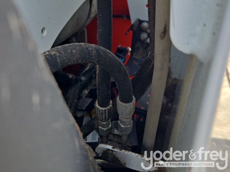 2017-bobcat-t590-image-26