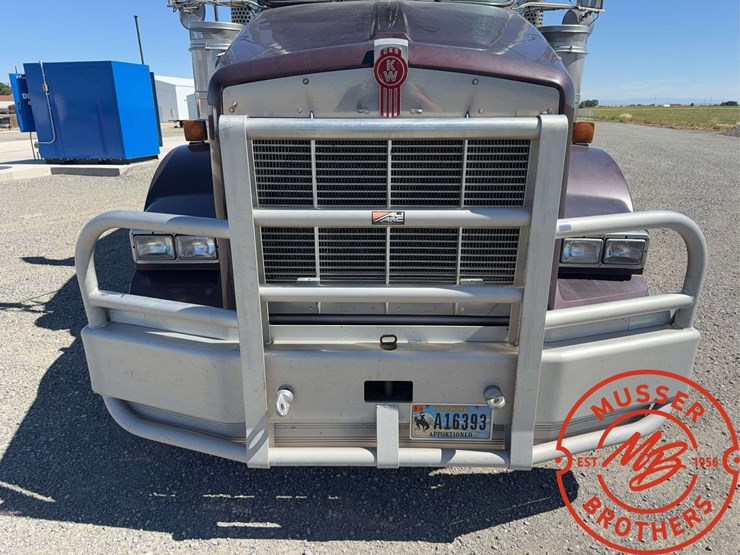 2009-kenworth-t800-image-10
