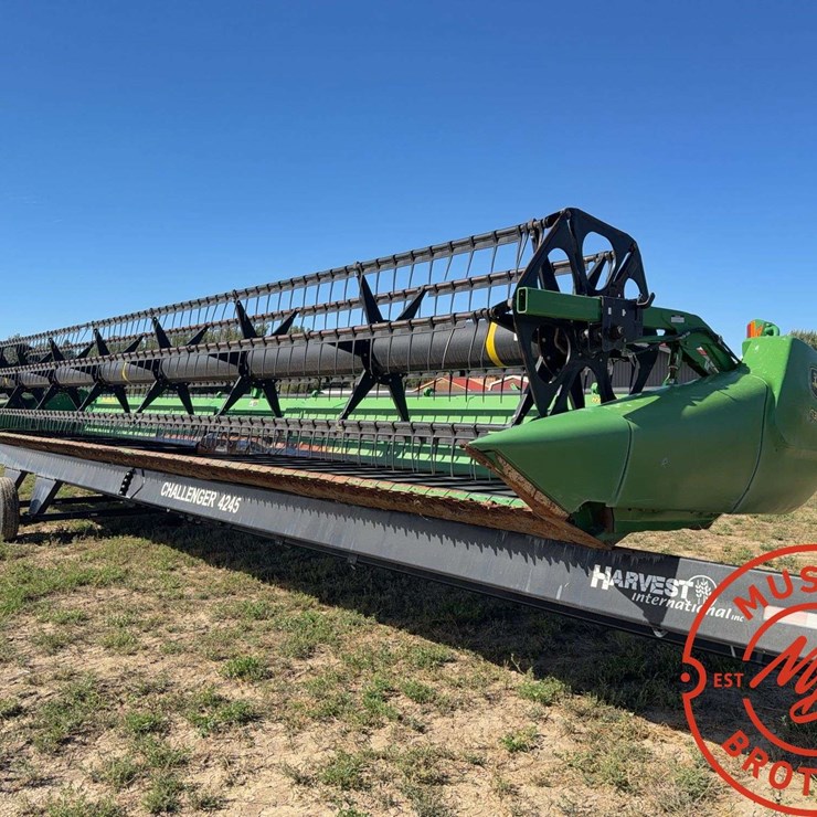 JOHN DEERE 635D