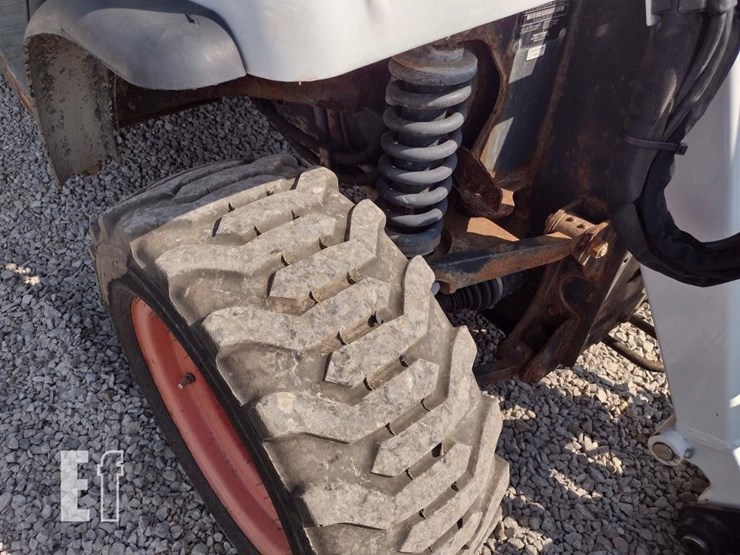 2021-bobcat-toolcat-5600-image-33