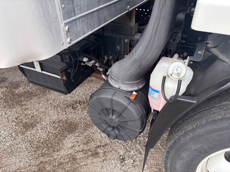 #2332-•-2021-isuzu-16'-box-truck-image-84