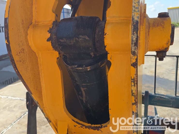 2017-jcb-507-42-image-22