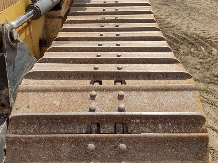 2015-deere-650k-lgp-image-20