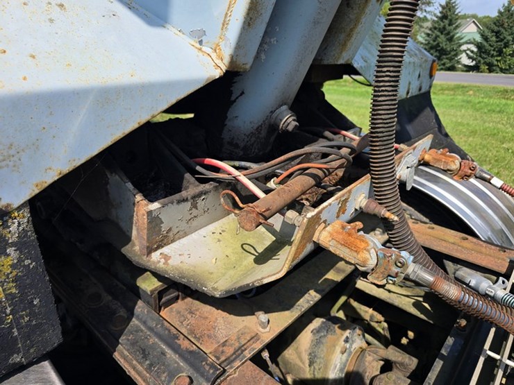 #2012-•-1998-hilbilt-dump-trailer-image-9