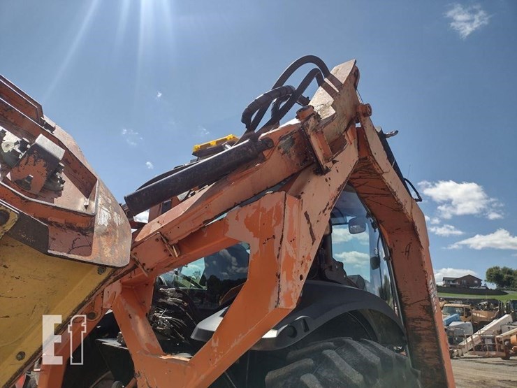 new-holland-ts115a-image-38